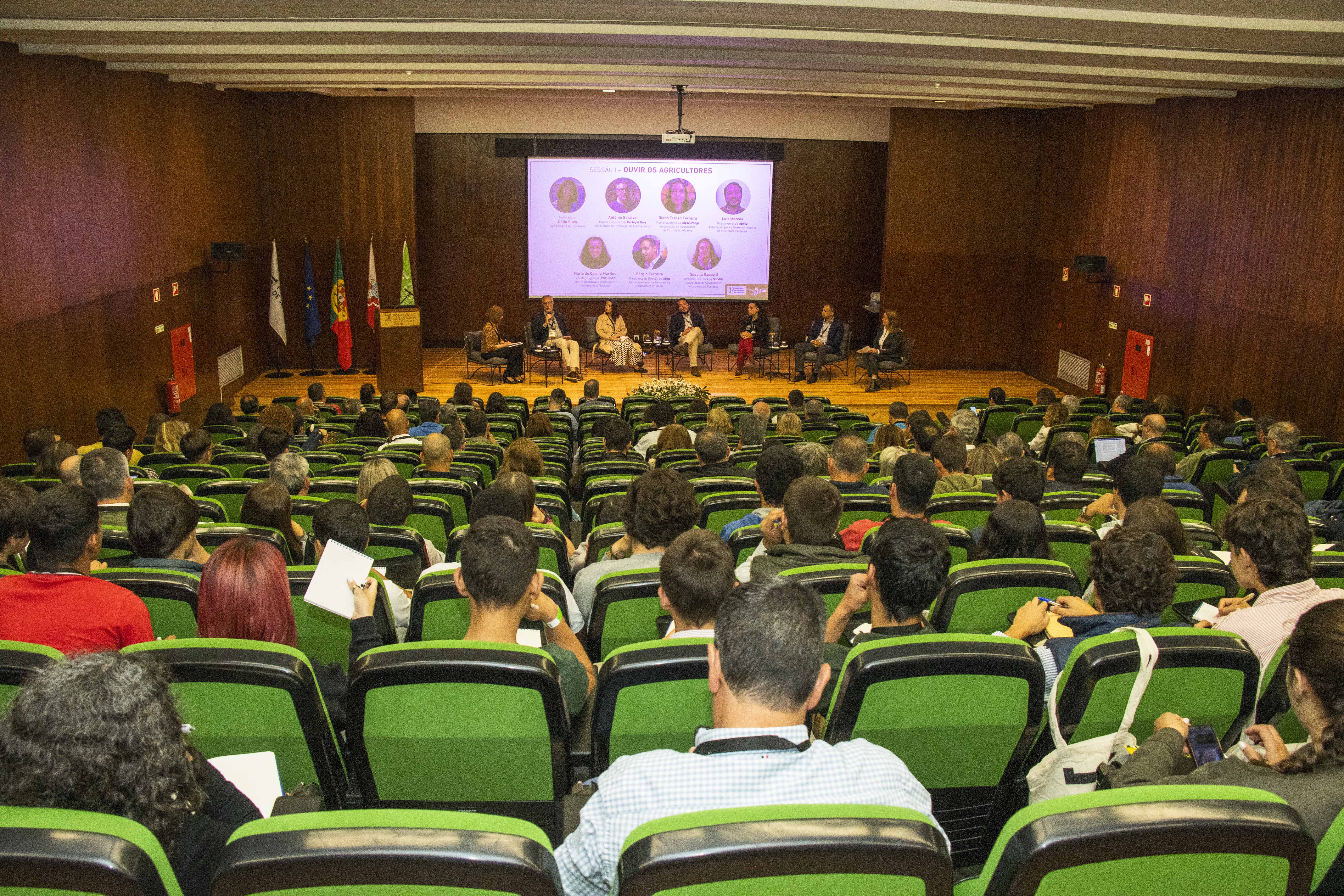 Ouvir os Agricultores e a Ciência na definição de políticas sobre o Uso Sustentável dos Pesticidas